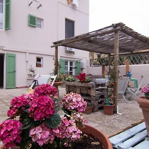 https://200metri-dal-mare-raffinato-chalet-con-giardino.it-tuscanyhotel.com